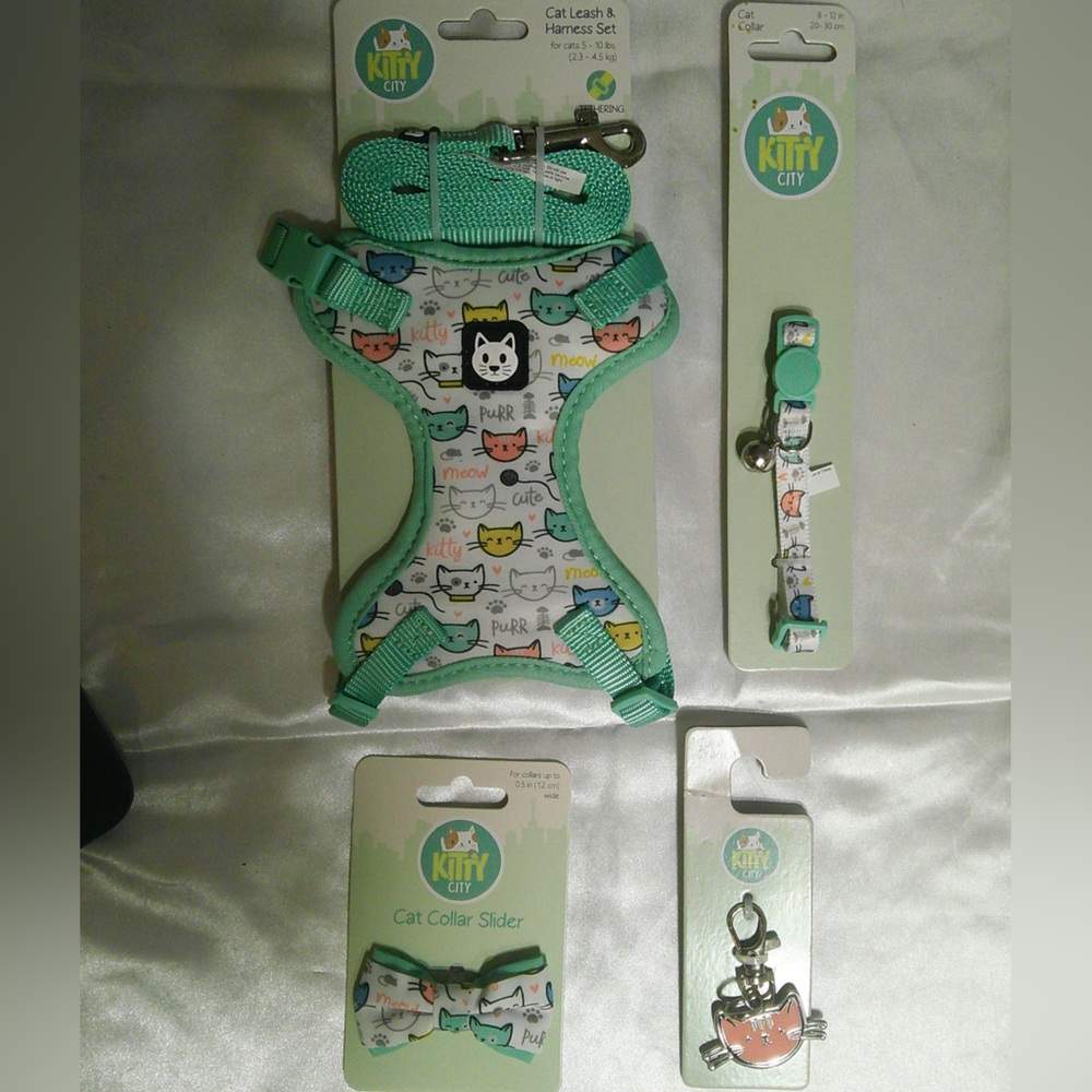 Kitty City Green Cat Face Print Harness/Leash Set, Collar, Bow Tie, Charm